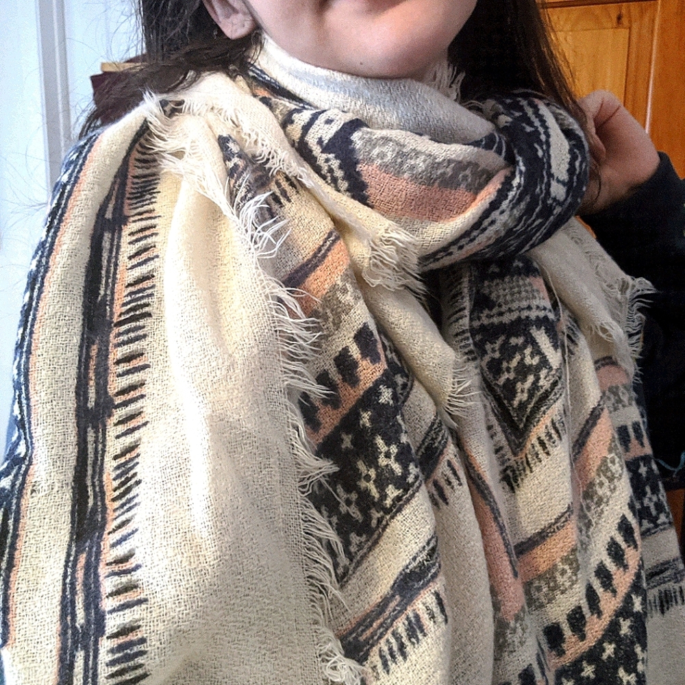 ✨ FREE with $30 Purchase - Patterned Scarf